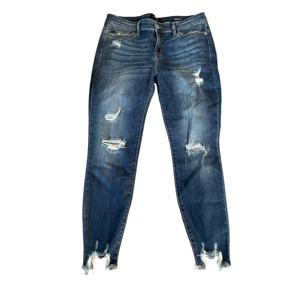 Judy Blue Cropped Fit, Shark Bite Hem Jeans.  Size 13/31